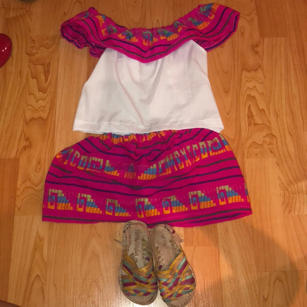 Mexican outfit with juaraches made in Mexico